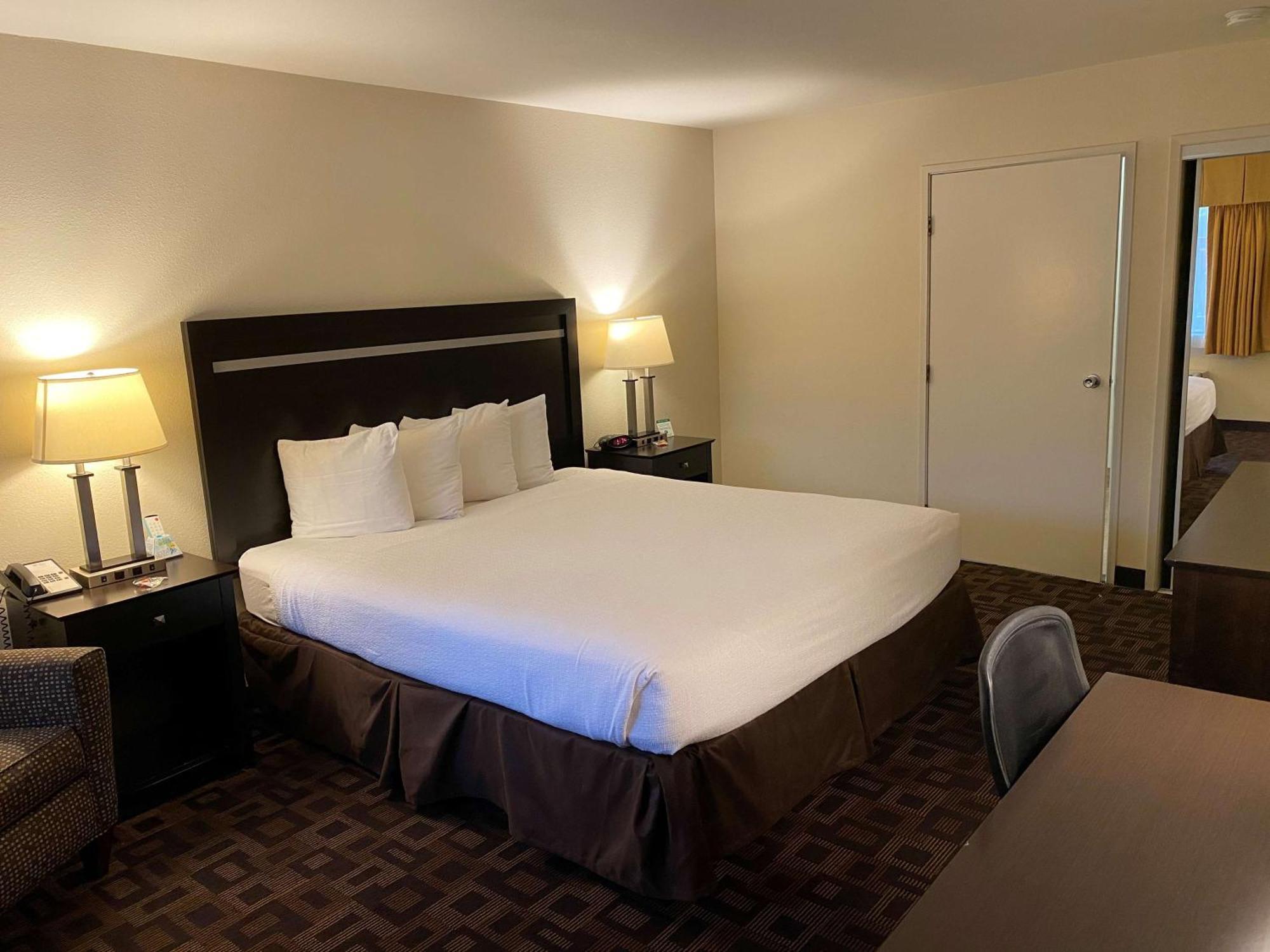 Best Western Plus Inn Of Hayward Kültér fotó