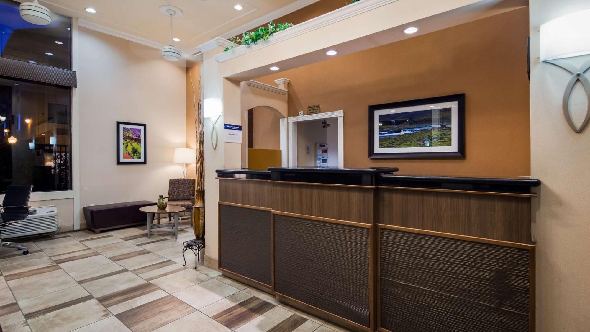 Best Western Plus Inn Of Hayward Kültér fotó